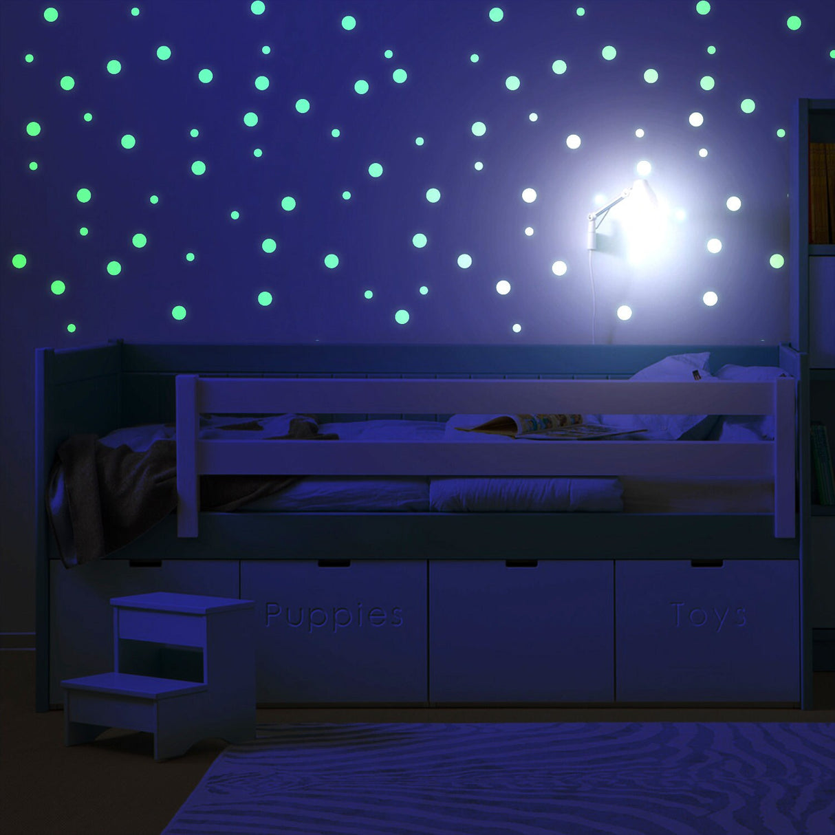 Product detail view of 257x Glow In The Dark Circle Stars Wall Stickers.