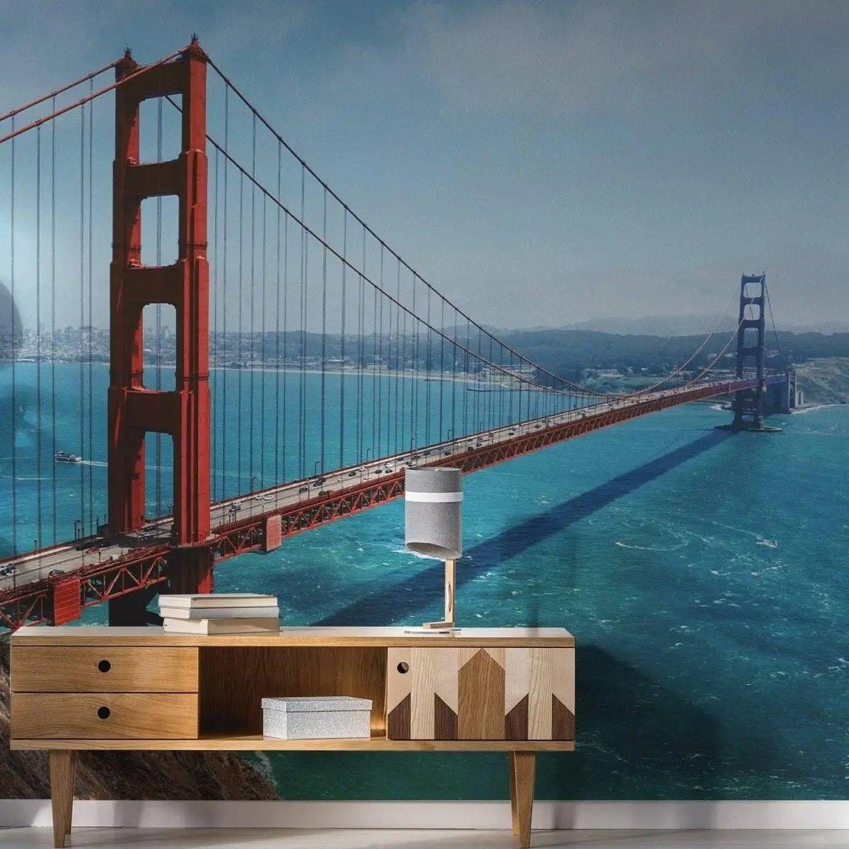 Фотообои с мостом Золотые Ворота в современной гостиной.