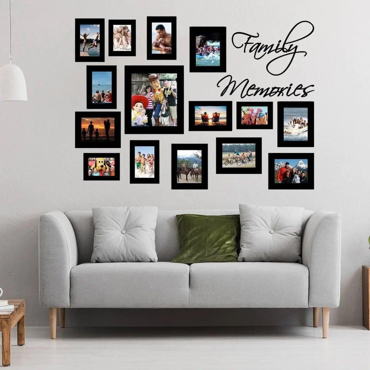 Композиция Family Memories с рамками для фото над диваном