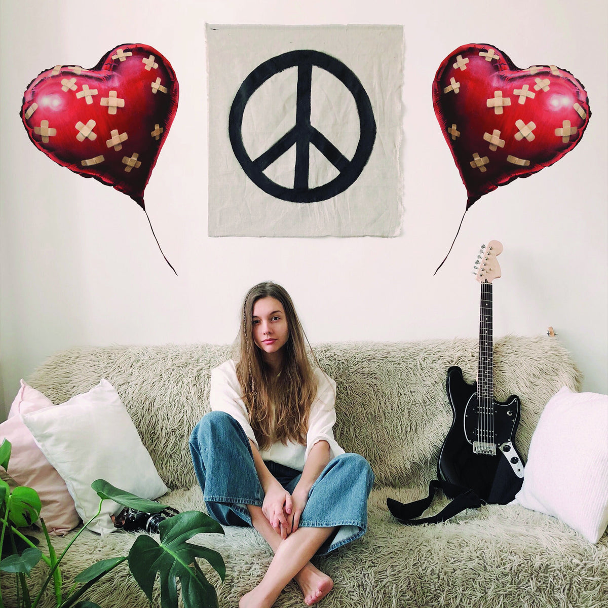 Additional product view of Artist Heart Balloon Vinyl Wall Sticker.