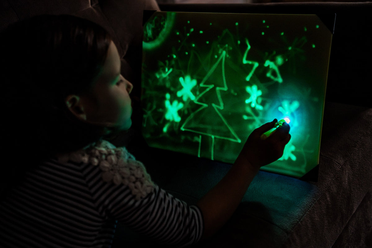 Light Drawing Board For Kids - The Glow In Dark Neon Effect Draw Pad Tablet.