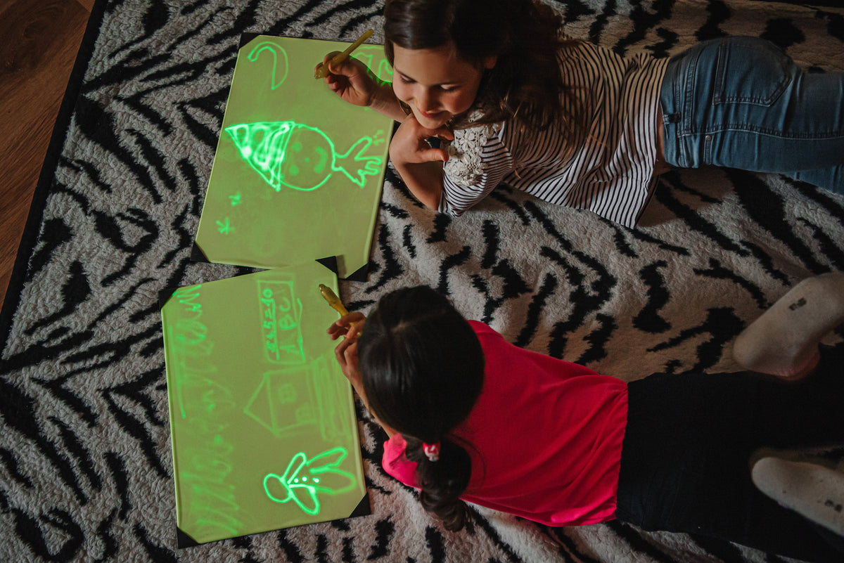 Alternate gallery view of Light Drawing Board For Kids.