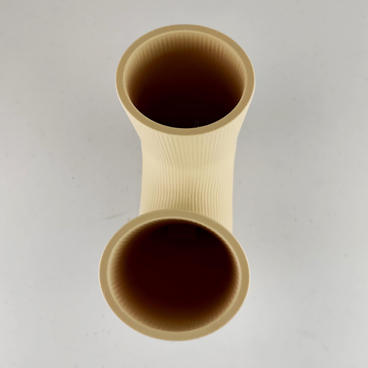Additional product presentation of 3D Printed U-Shaped Sculptural Vase.