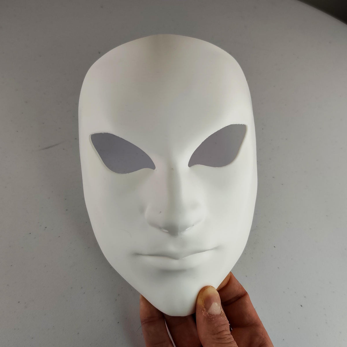 Additional product presentation of 3D Printed Faceless Phantom Cosplay Mask.