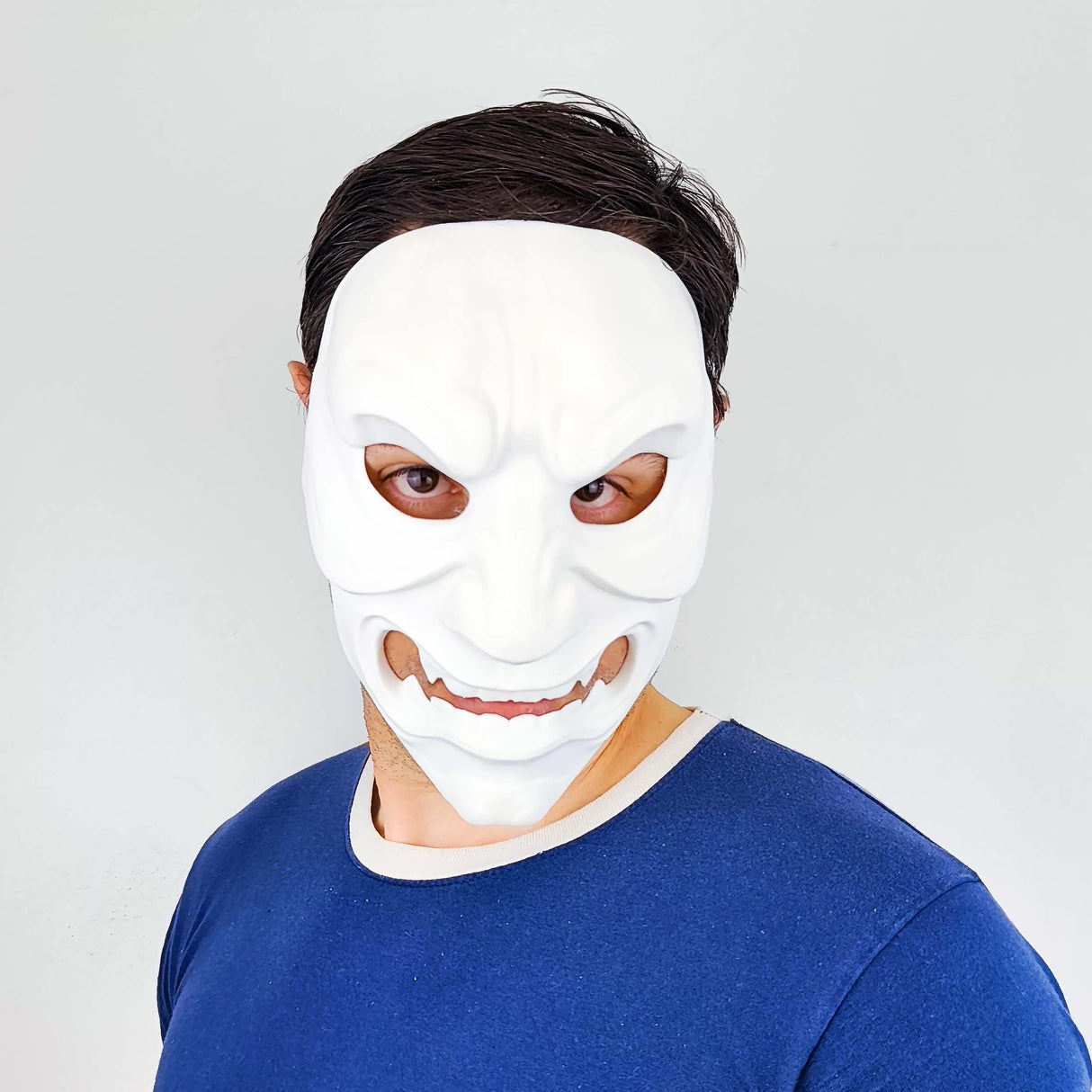 Additional product view of 3D Printed Oni Samurai Mask.