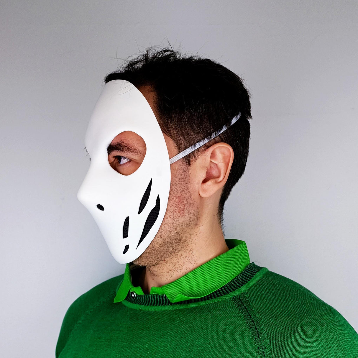 Product presentation view of 3D Printed Tactical Skull Cosplay Mask.