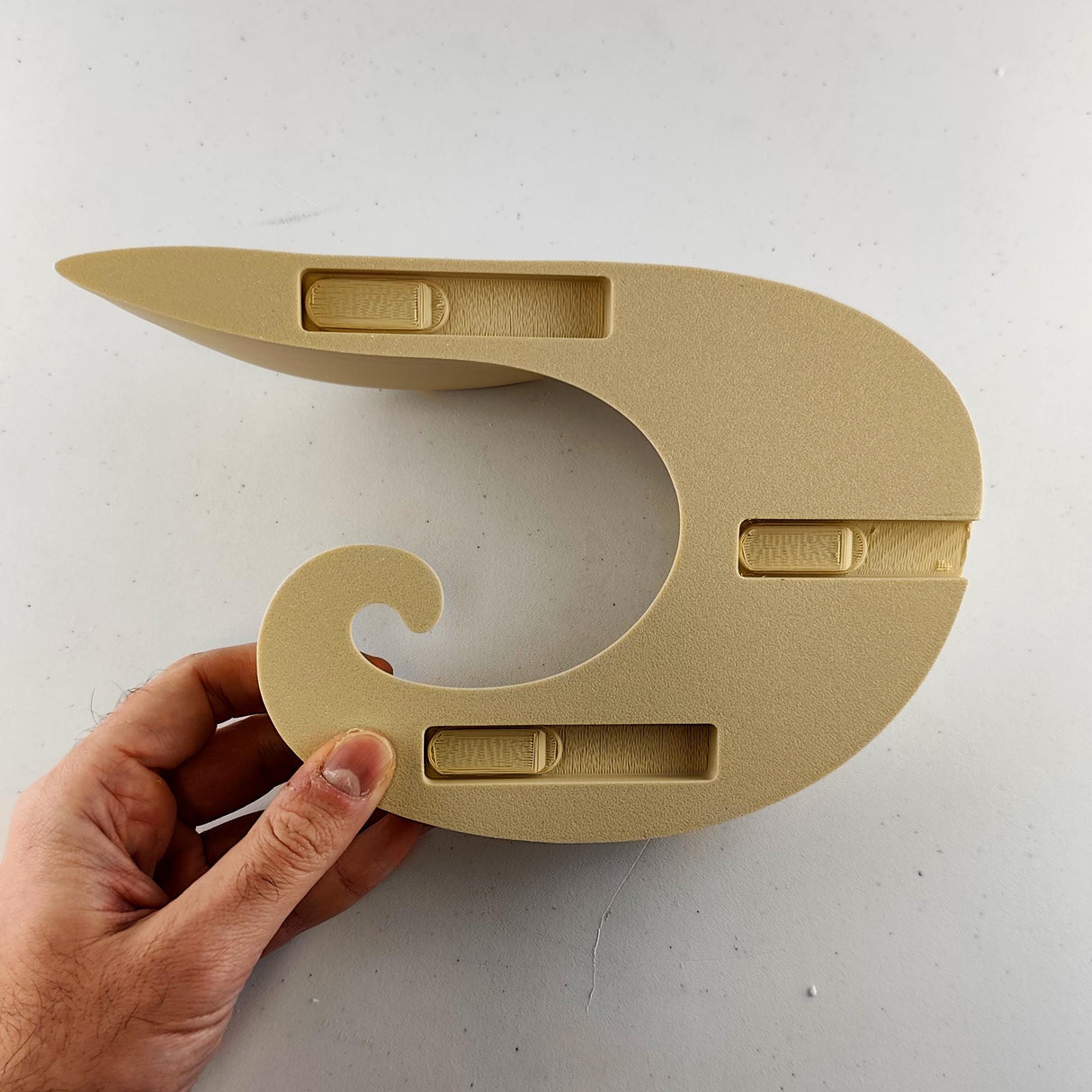 Alternate gallery view of 3D Printed Wave Wall Shelf.