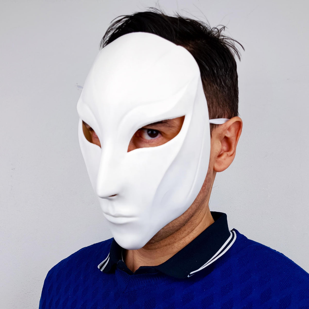 Alternate gallery view of 3D Printed Phantom Assassin Mask.