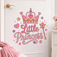 Розовая надпись Little Princess с короной, волшебной палочкой, сердечками и звёздами.